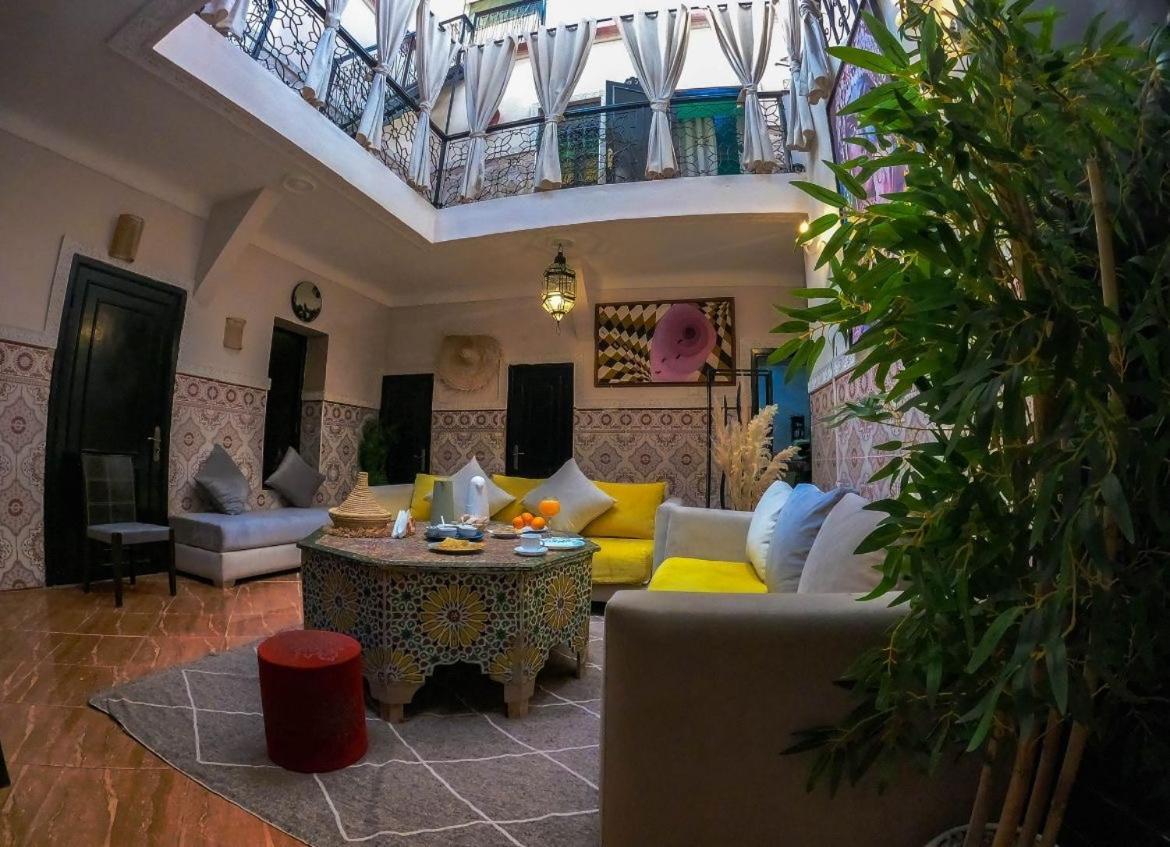 Riad Msholidays Jacuzzi Privatise Marrakech Marrakesch Exterior foto
