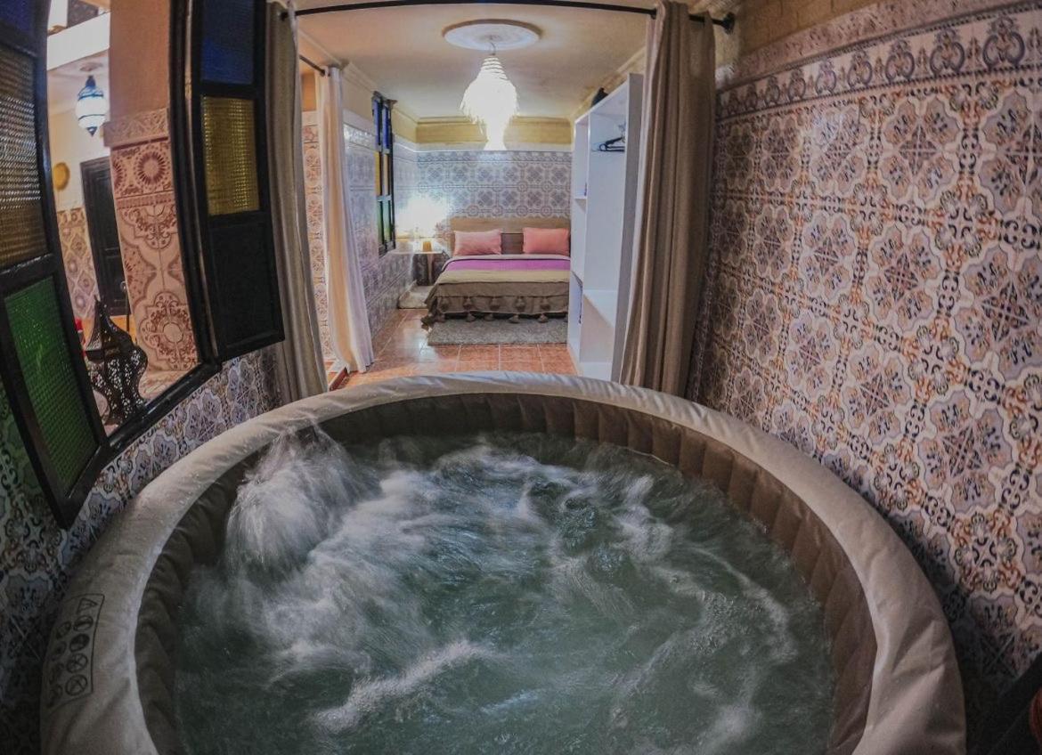 Riad Msholidays Jacuzzi Privatise Marrakech Marrakesch Exterior foto