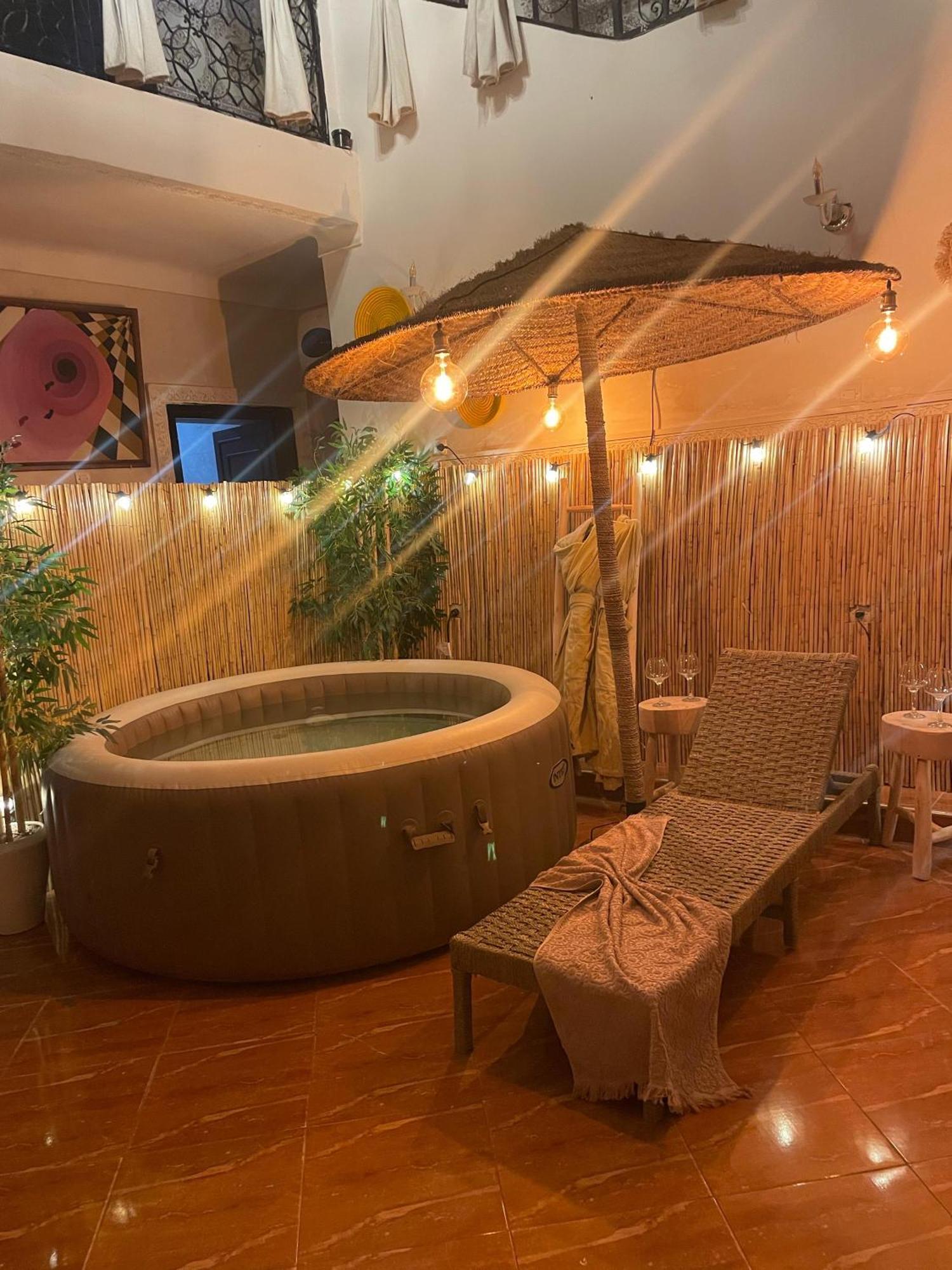 Riad Msholidays Jacuzzi Privatise Marrakech Marrakesch Exterior foto