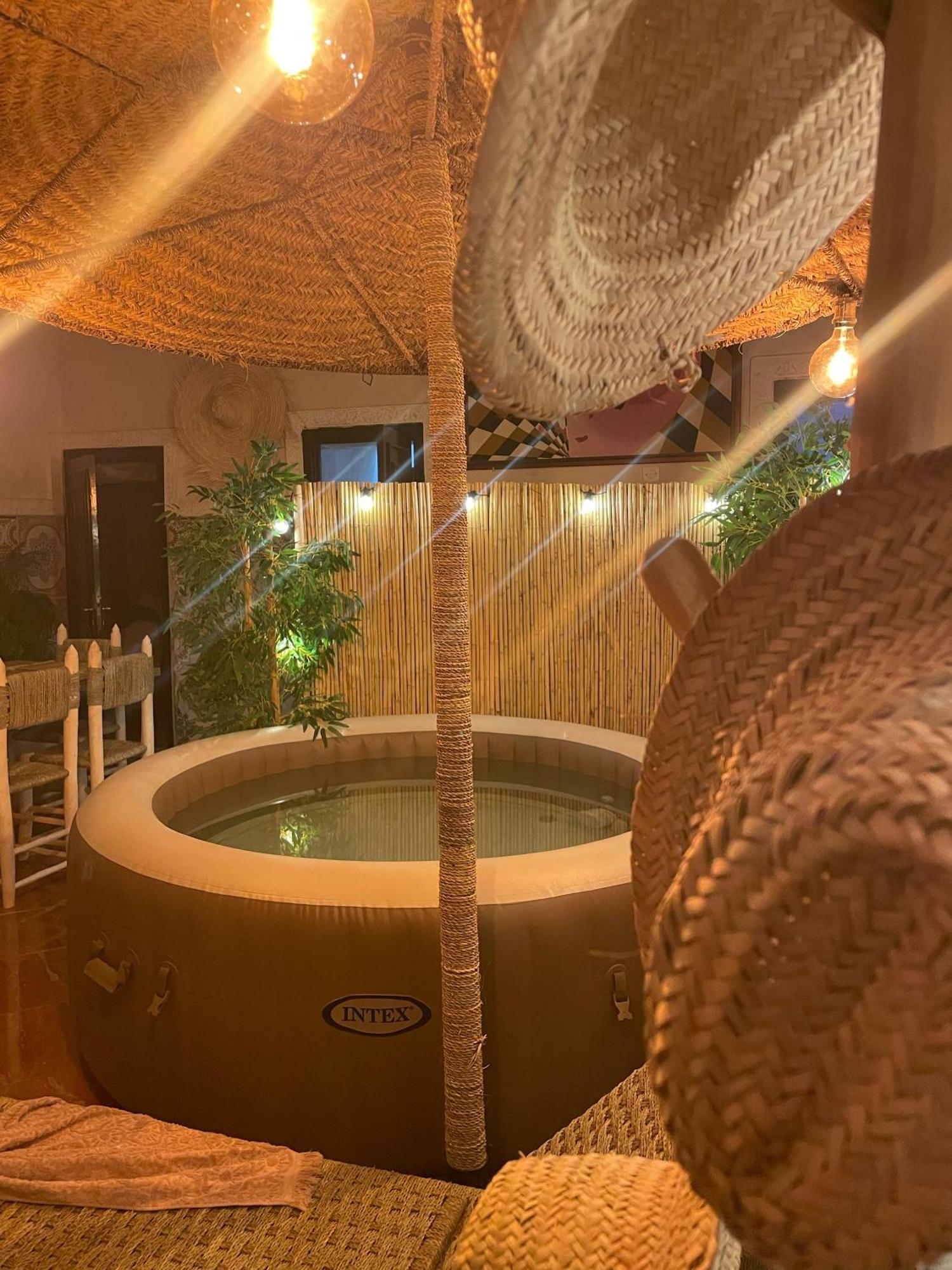 Riad Msholidays Jacuzzi Privatise Marrakech Marrakesch Exterior foto
